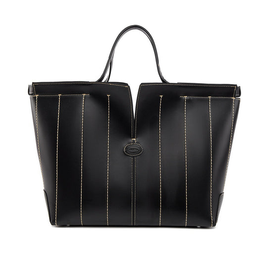 A timeless leather tote for the modern working woman on the go