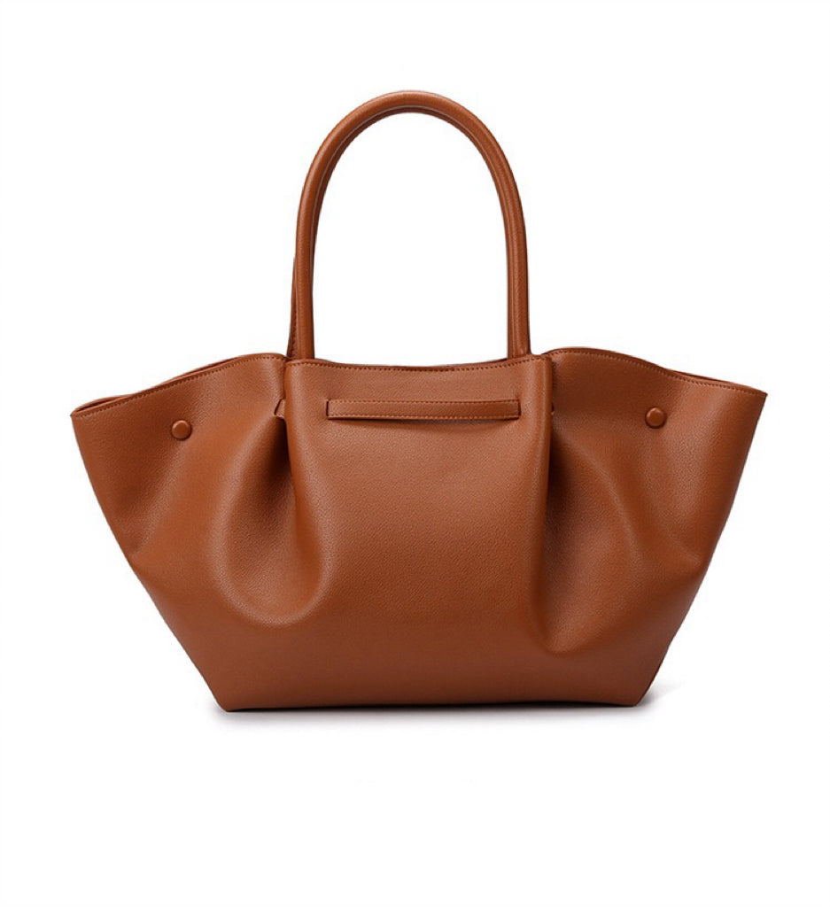 High-Capacity Handbag with Timeless Design, Perfect for Work or Weekend Getaways