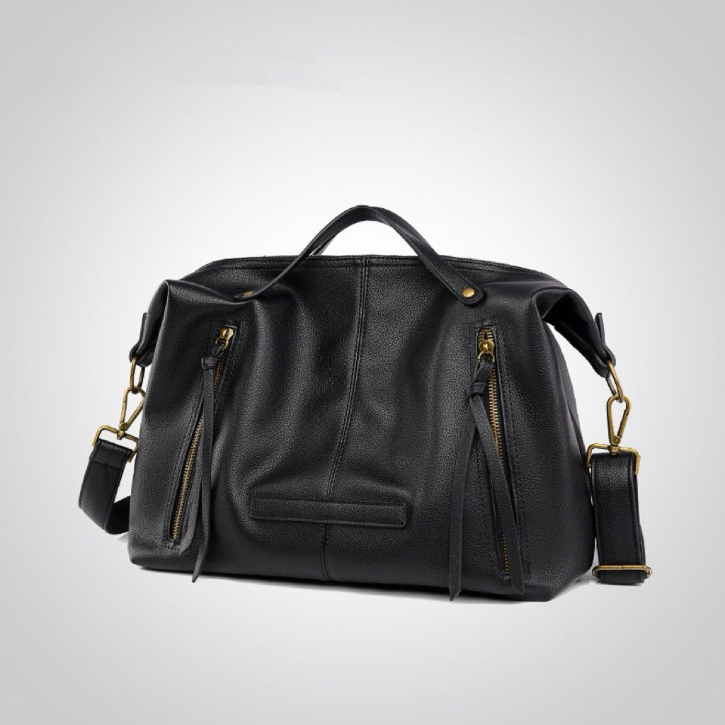 Unique and Eye-Catching Shoulder Bag with Floral Pattern and Durable Construction